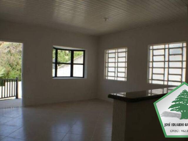Casa para Venda em Campos do Jordão - 4
