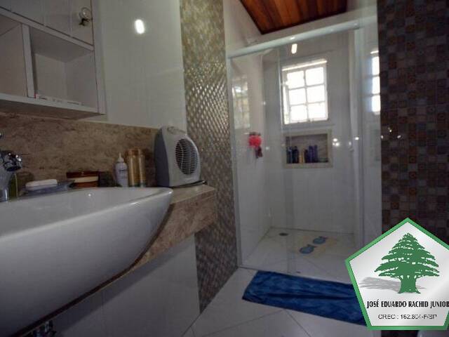 Casa para Venda em Campos do Jordão - 2