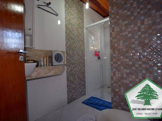 Casa para Venda em Campos do Jordão - 5