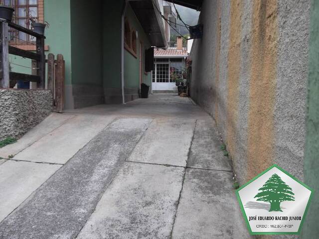 Casa para Venda em Campos do Jordão - 4