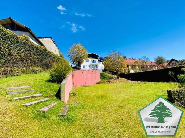 #2022 - Casa para Venda em Campos do Jordão - SP - 1