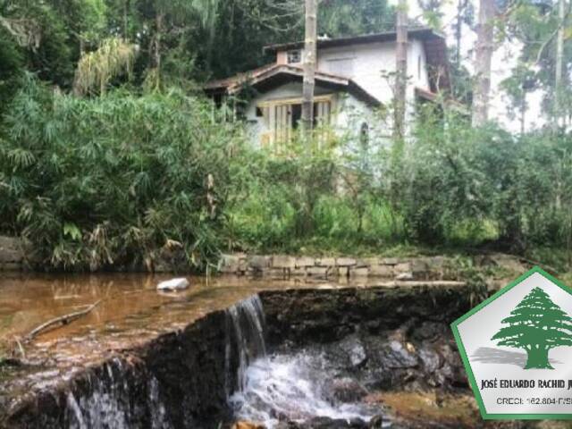 Venda em Bairro dos Mellos - Campos do Jordão