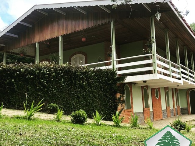 #2033 - Casa para Venda em Campos do Jordão - SP - 3