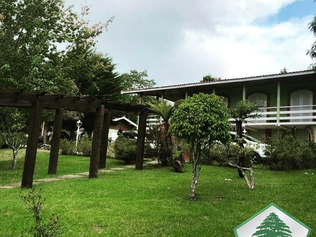 #2033 - Casa para Venda em Campos do Jordão - SP - 1