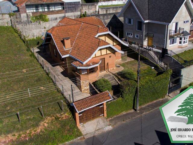 Casa para Venda em Campos do Jordão - 4