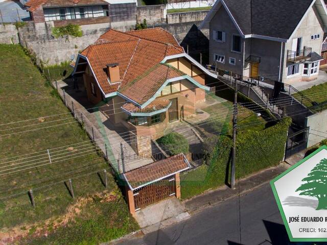 #2038 - Casa para Venda em Campos do Jordão - SP - 3