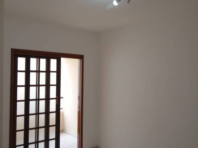Apartamento para Venda em Taubaté - 4