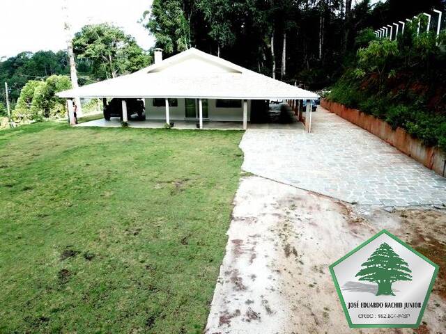 #1059 - Casa para Venda em Campos do Jordão - SP - 1