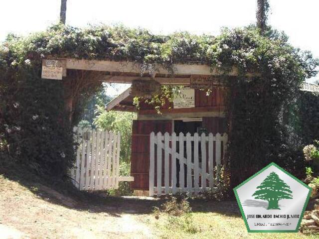 Casa para Venda em Campos do Jordão - 3