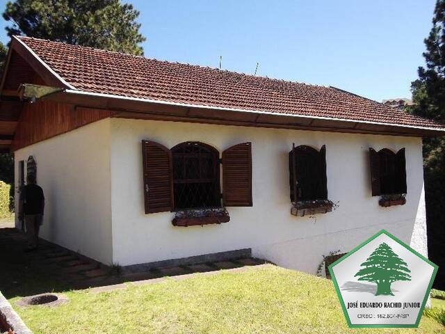 Casa para Venda em Campos do Jordão - 2