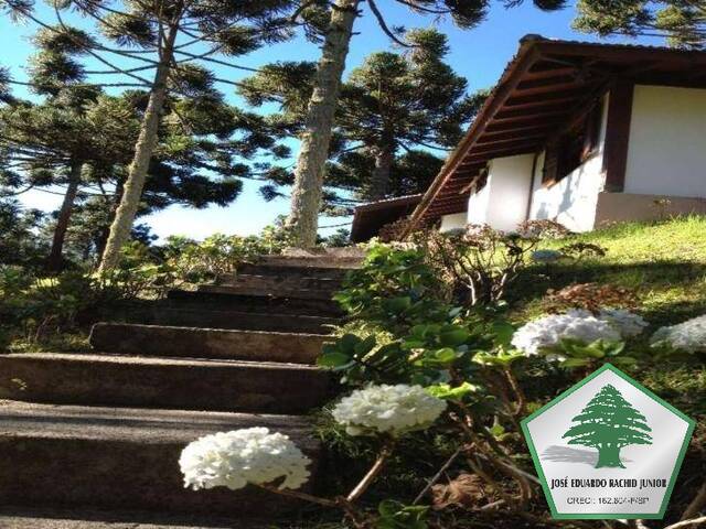 Casa para Venda em Campos do Jordão - 2