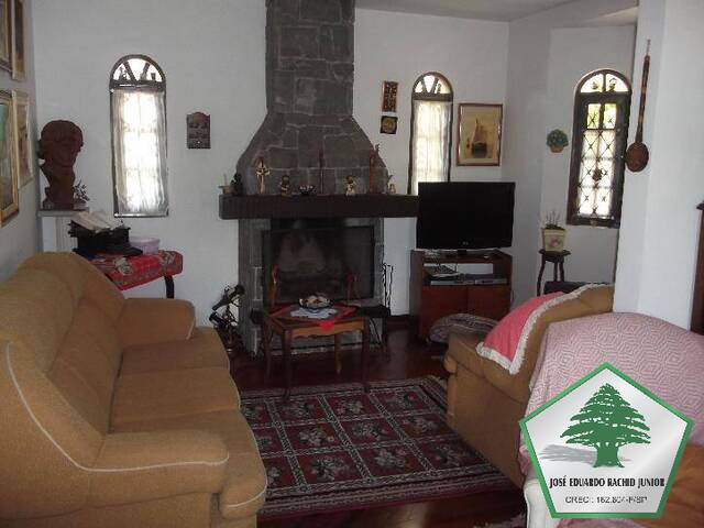 Casa para Venda em Campos do Jordão - 3